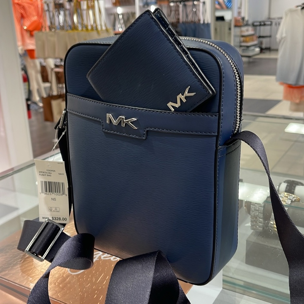 Michael Kors Cooper Flight Crossbody Bag & MK Cooper Billfold Wallet
NWT - Picture 16 of 16